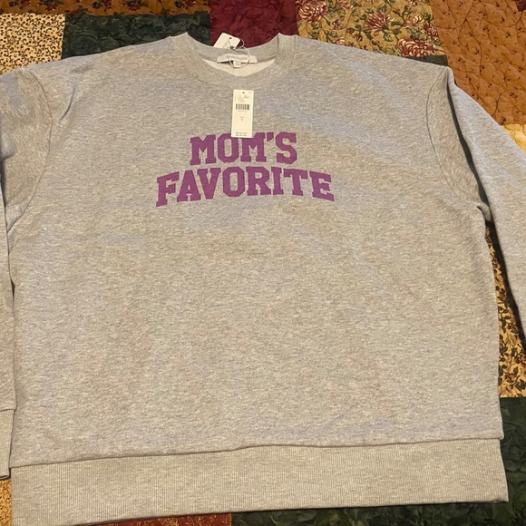 Favorite Daughter Mom’s Favorite Sweatshirt - Picture 3 of 4